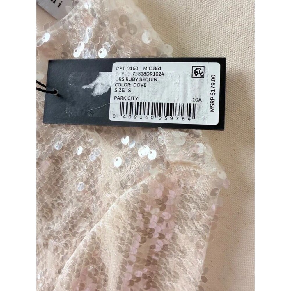 Gianni Bini Ruby Sequin Mini Dress NWT Size Small Champagne - Picture 9 of 14